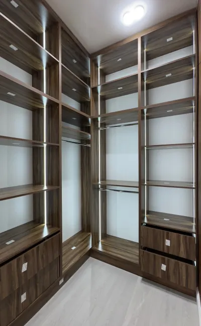 3-комн. квартира, 9 этаж, 98 м², Шохмансур (старый аэропорт)