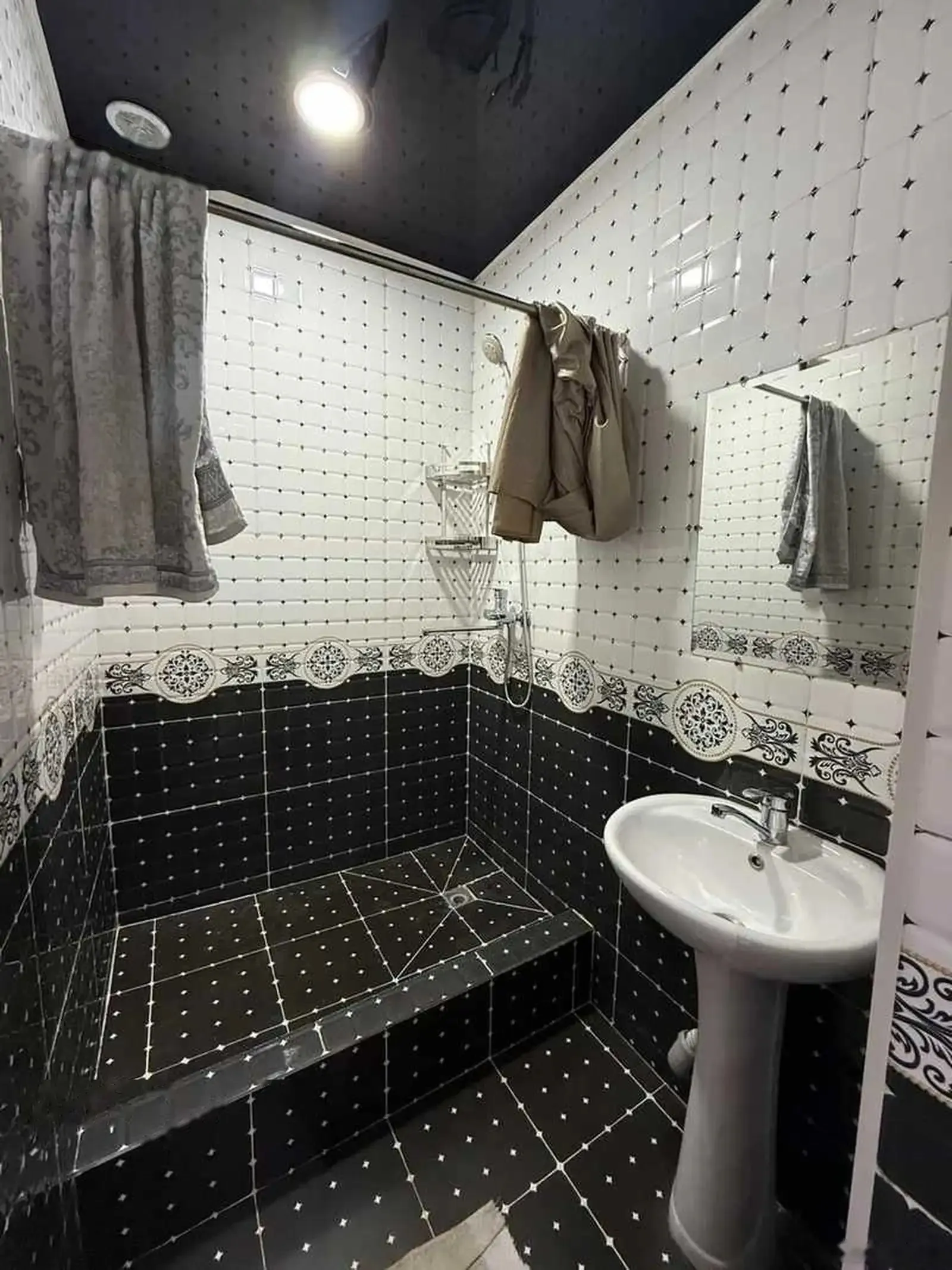 2-комн. квартира, 15 этаж, 60м², 82мкр