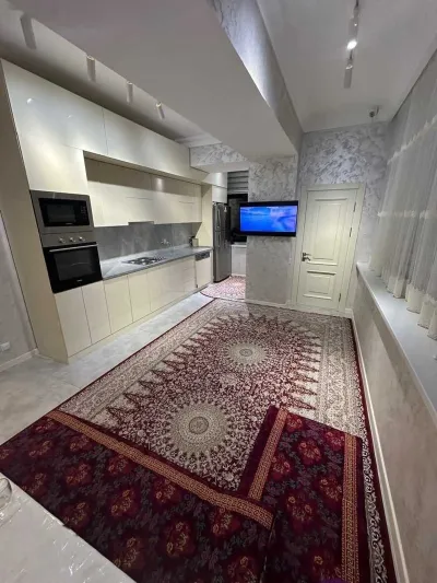 3-комн. квартира, 14 этаж, 120 м², Шохмансур