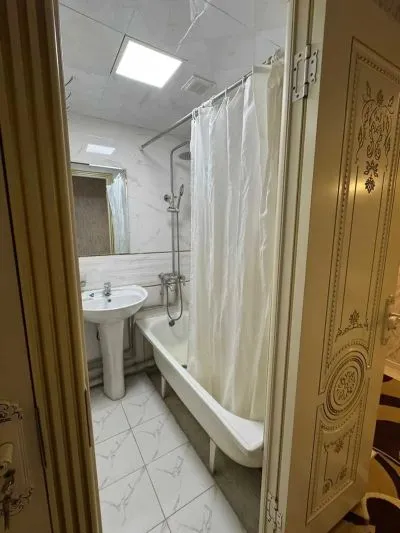 3-комн. квартира, 3 этаж, 85м², 102 мкр