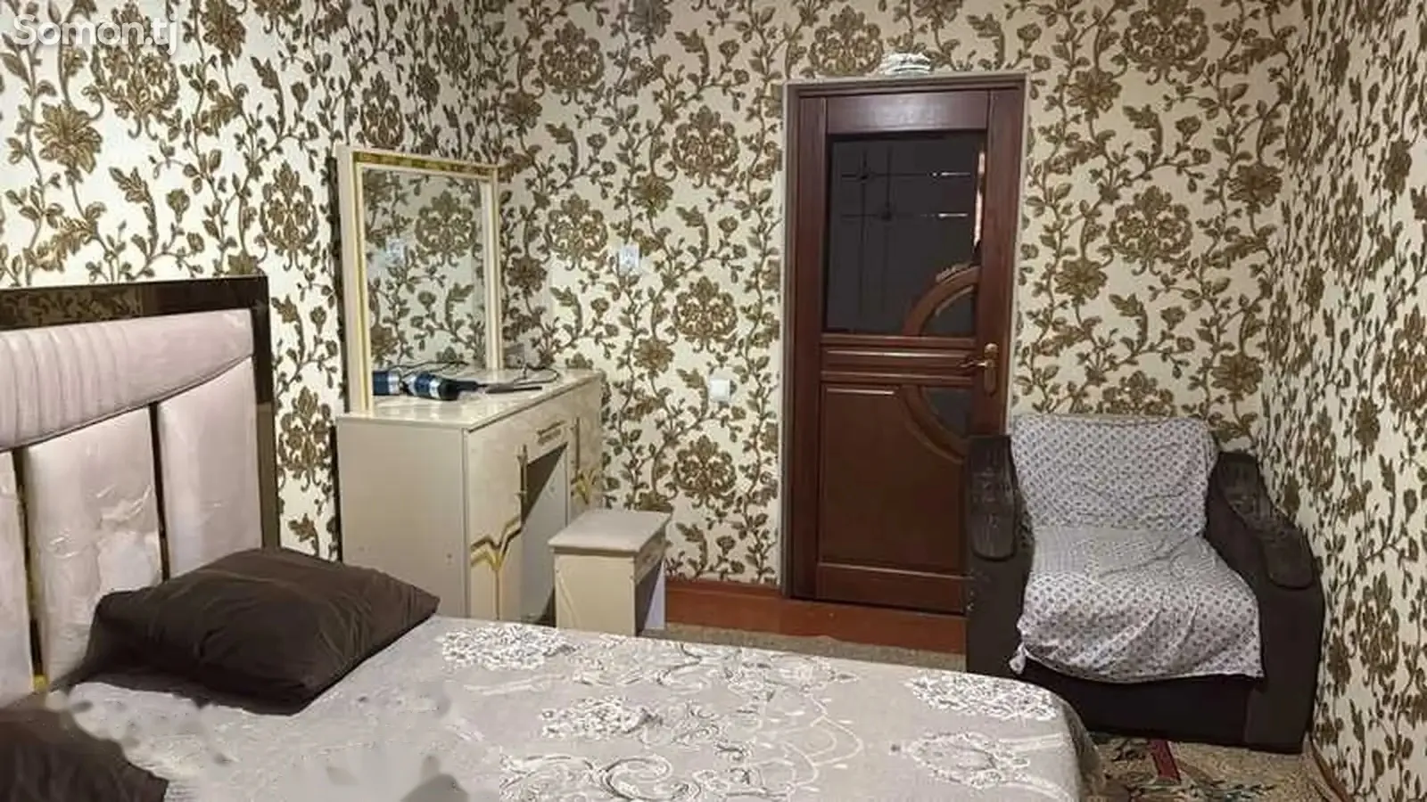 2-комн. квартира, 3 этаж, 80м², 46мкр бетонка