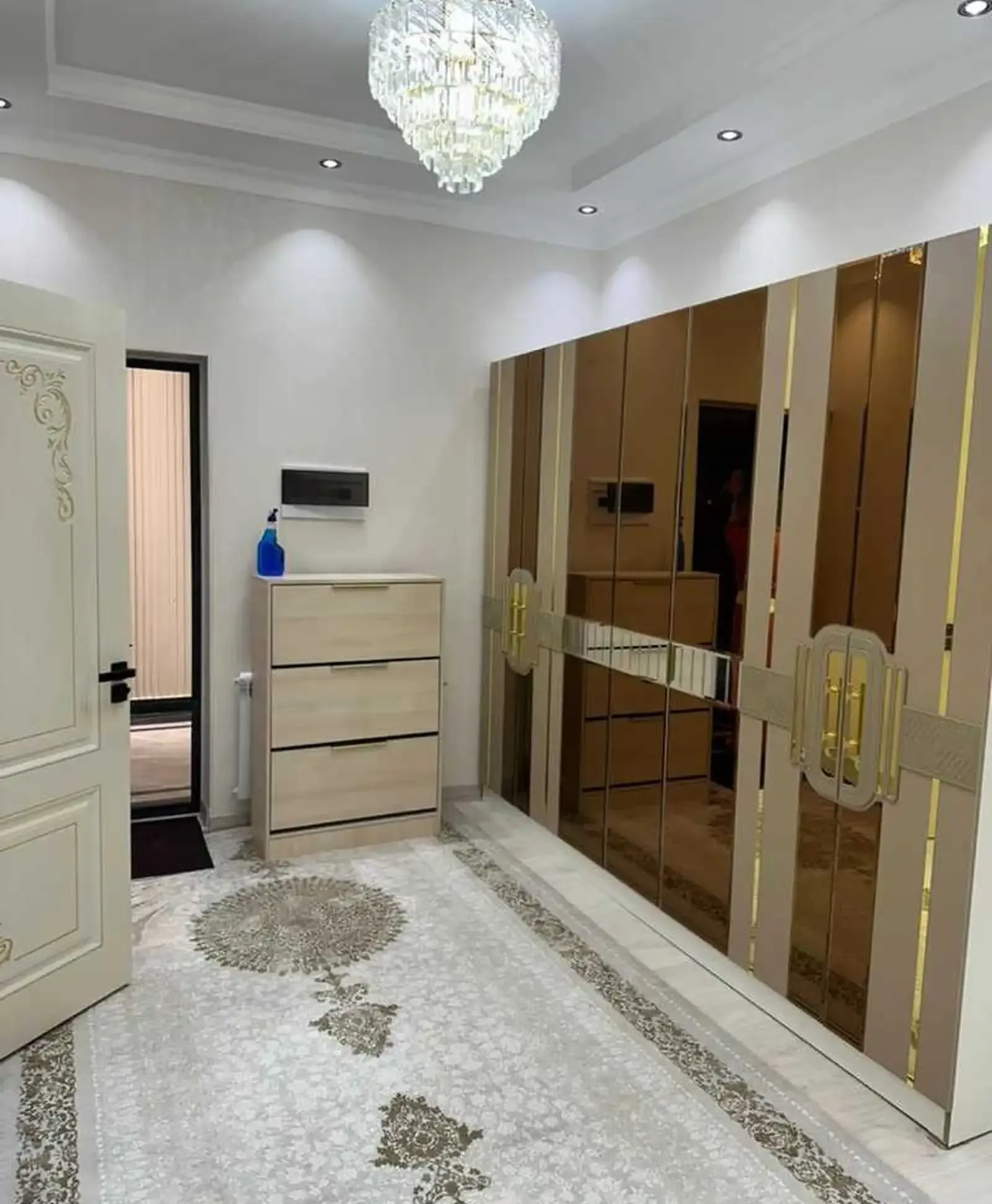 2-комн. квартира, 5 этаж, 82м², Ашан