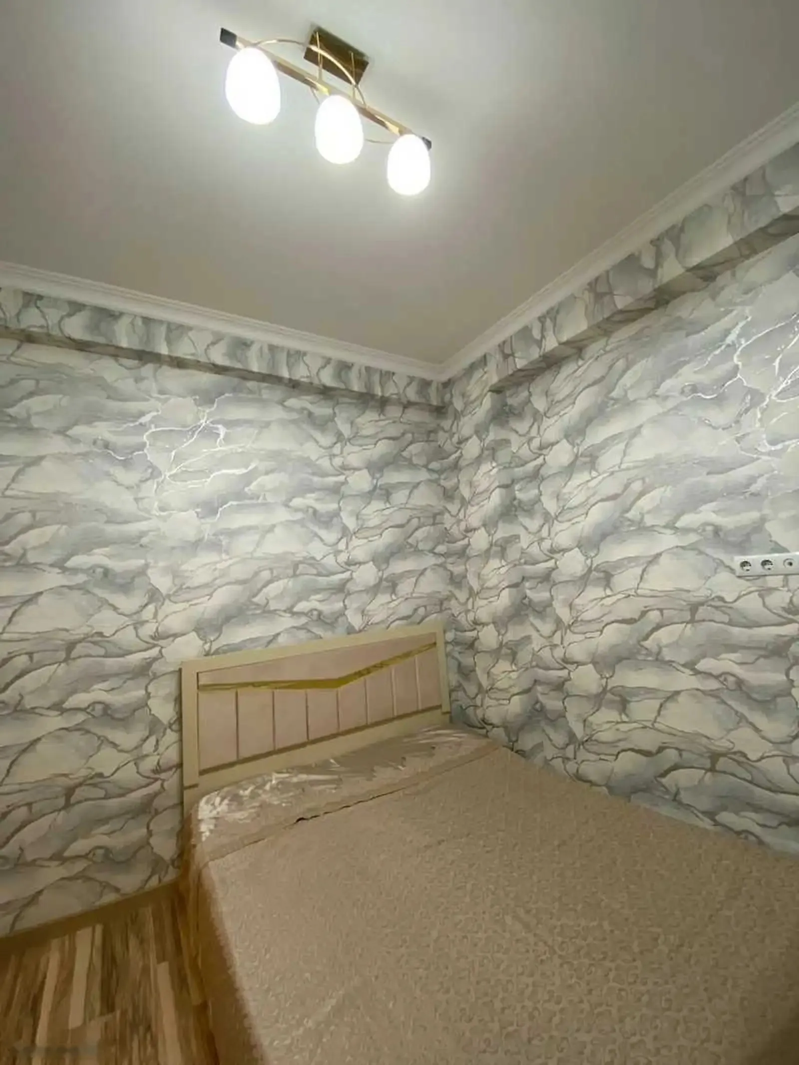 2-комн. квартира, 12 этаж, 58м², Овир
