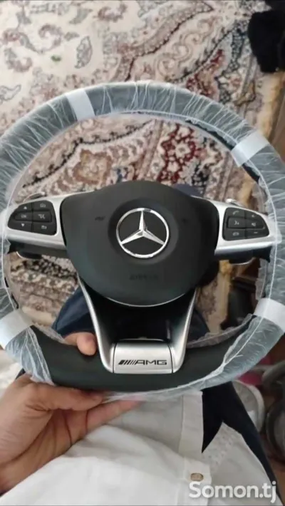 Руль от Mercedes-Benz