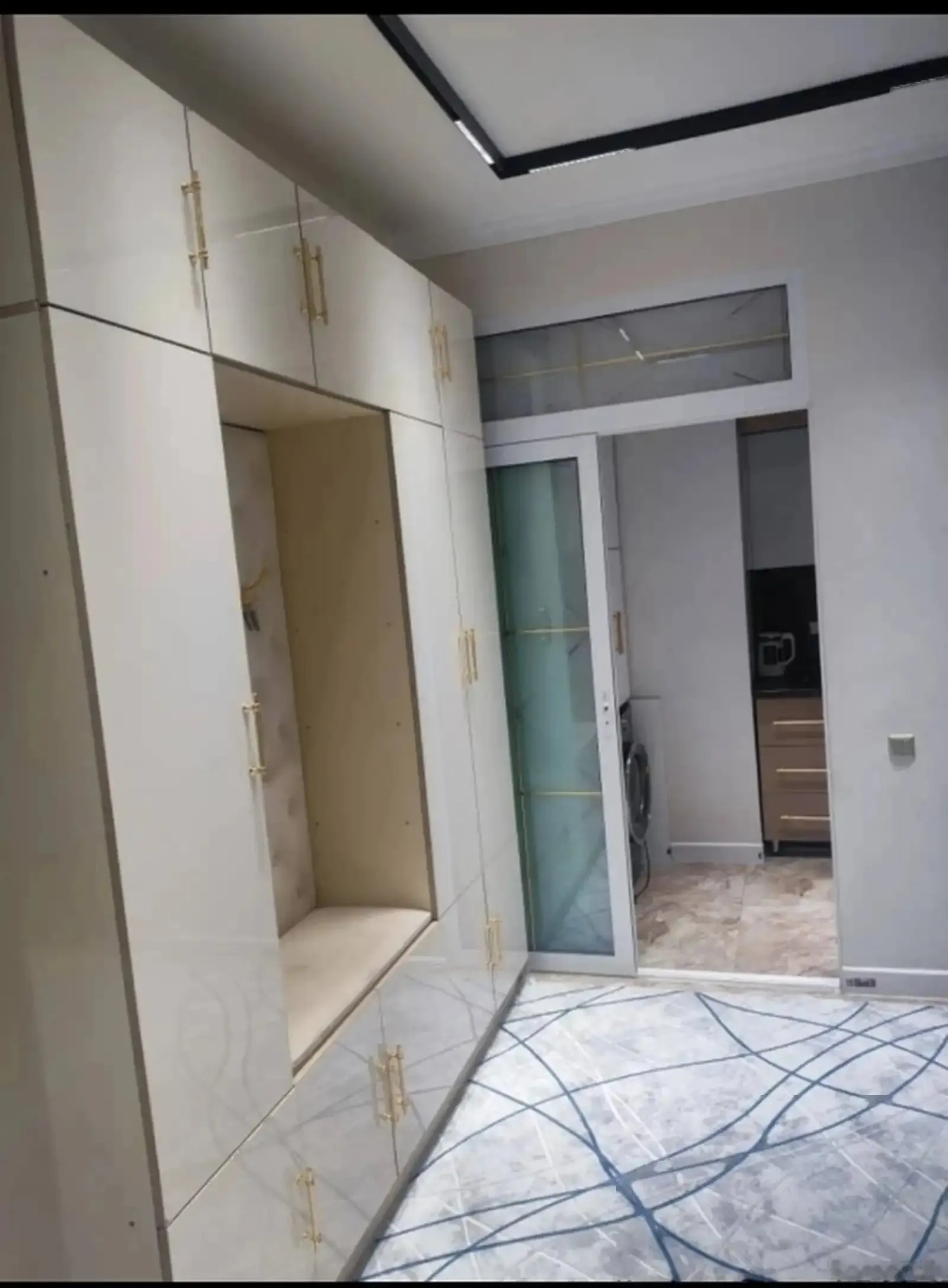 2-комн. квартира, 3 этаж, 60м², Шохмансур, Вазорати наклиет, пушти УВД