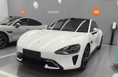 Xiaomi SU7 2025