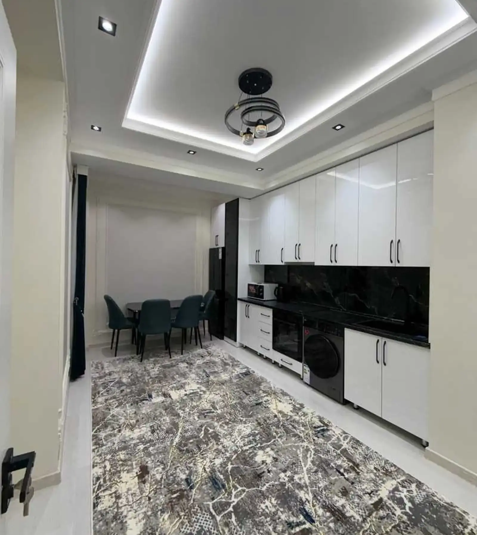 2-комн. квартира, 10 этаж, 110м², И.Сомони