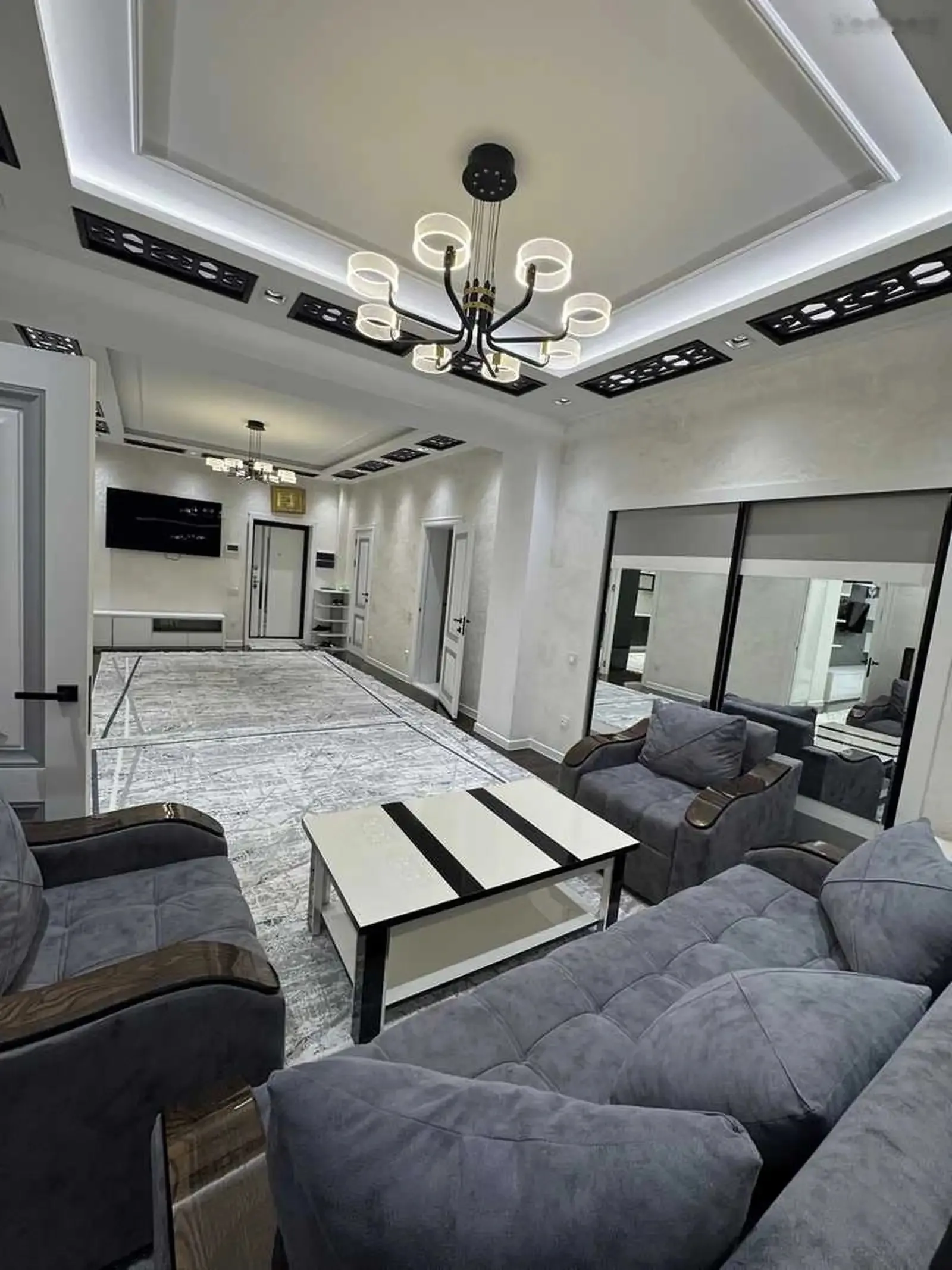 3-комн. квартира, 9 этаж, 115м², чордома