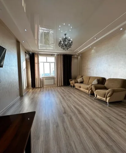 3-к квартира, 10 этаж, 112 м², Шохмансур
