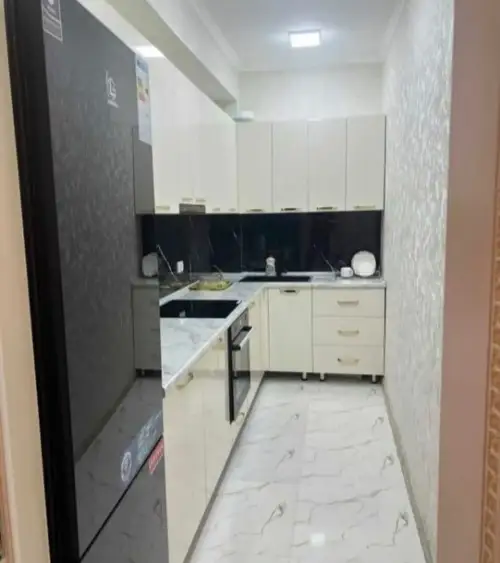 3-комн. квартира, 14 этаж, 92 м², Шохмансур