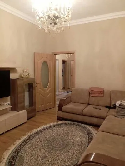 3-комн. квартира, 7 этаж, 95м², И. Сомони