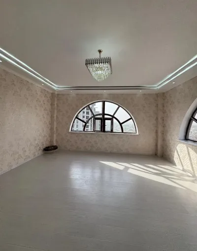 2-комн. квартира, 14 этаж, 99 м², Базар Меҳргон