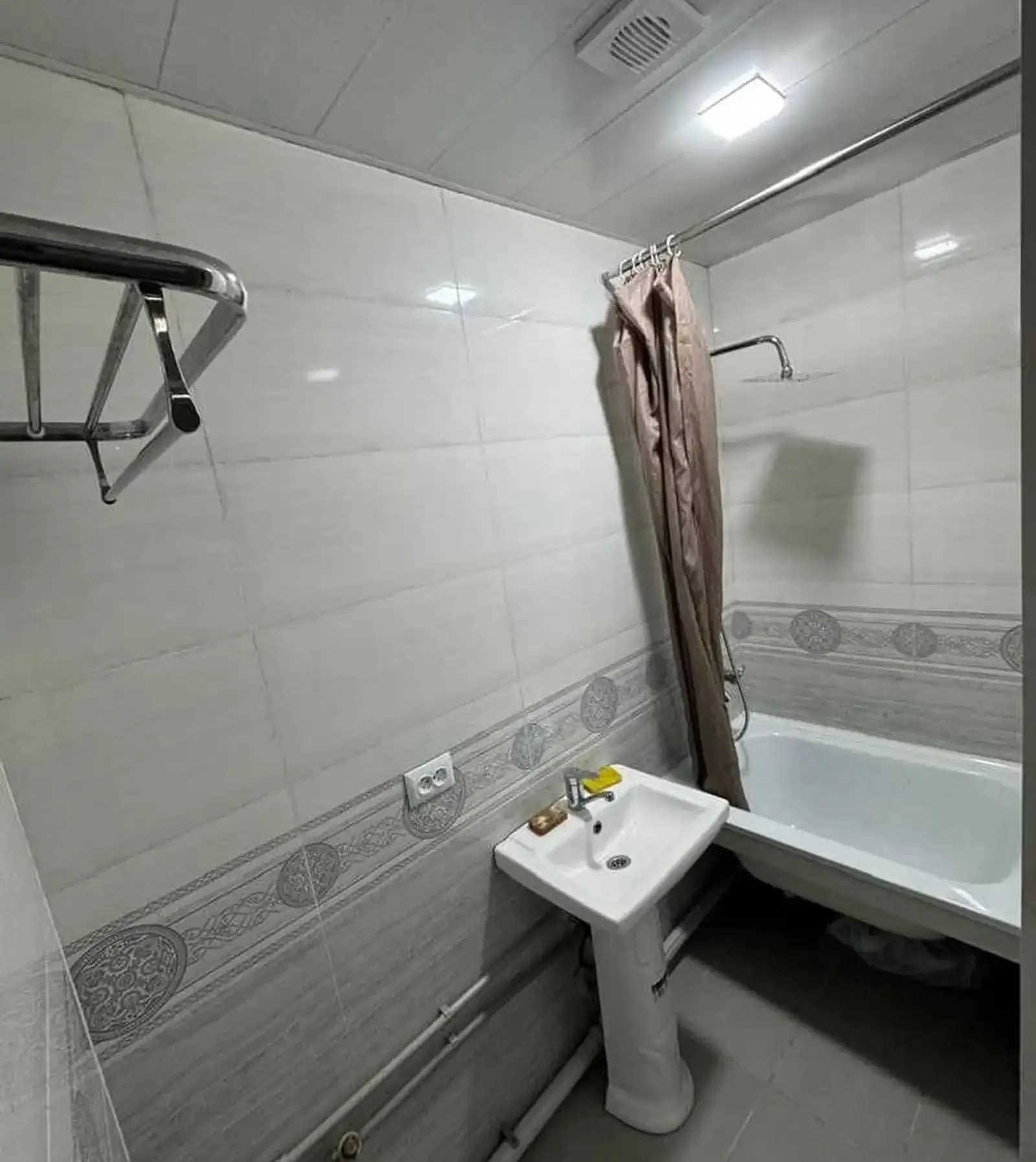 2-комн. квартира, 16 этаж, 47м², Сино