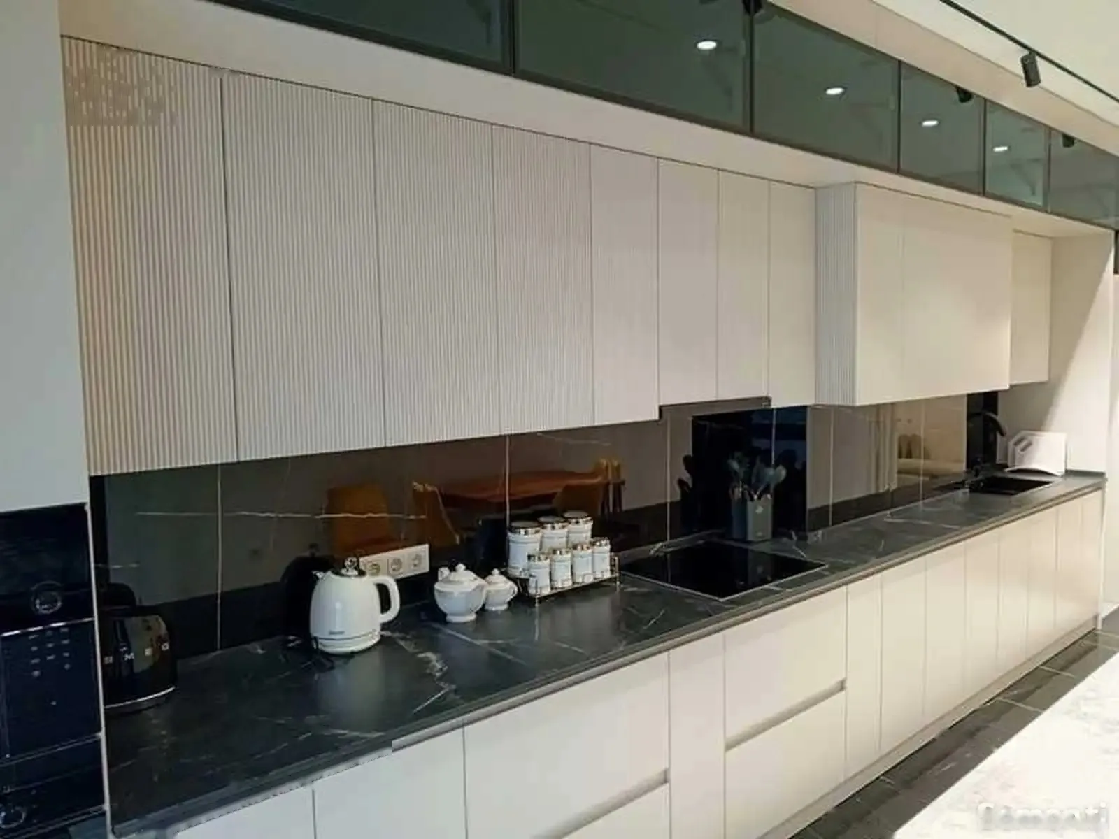 3-комн. квартира, 14 этаж, 150м², овир