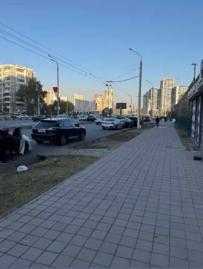 2-комн. квартира, 13 этаж, 94 м², Сино