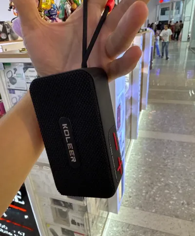 Колонка беспроводная с Bluetooth 7ВT