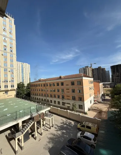 3-комн. квартира, 3 этаж, 82 м², Молодежный,Мактаби 28
