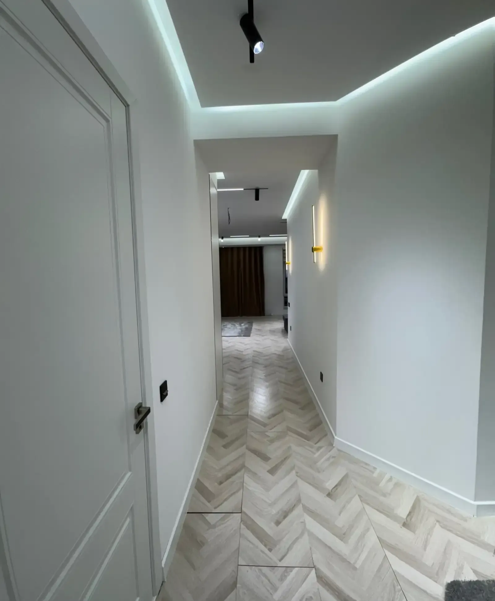 1-комн. квартира, 6 этаж, 67 м², Овир/Грандь Отель