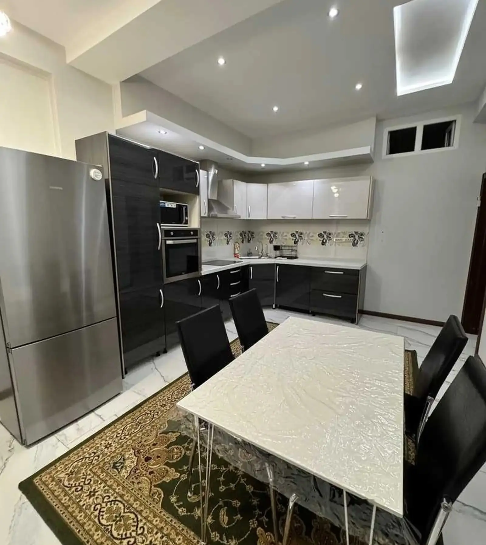 3-комн. квартира, 10 этаж, 107м², Шохмансур