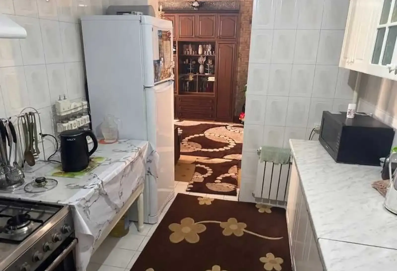 3-комн. квартира, 4 этаж, 100м², Сино