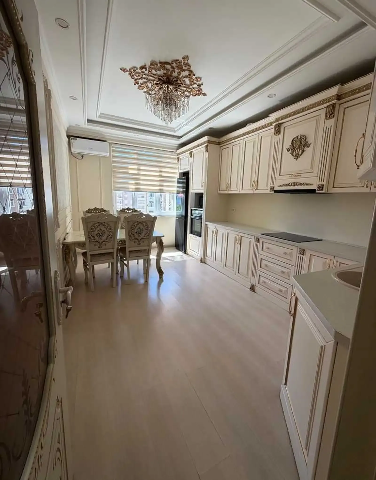 3-комн. квартира, 9 этаж, 105м², Овир
