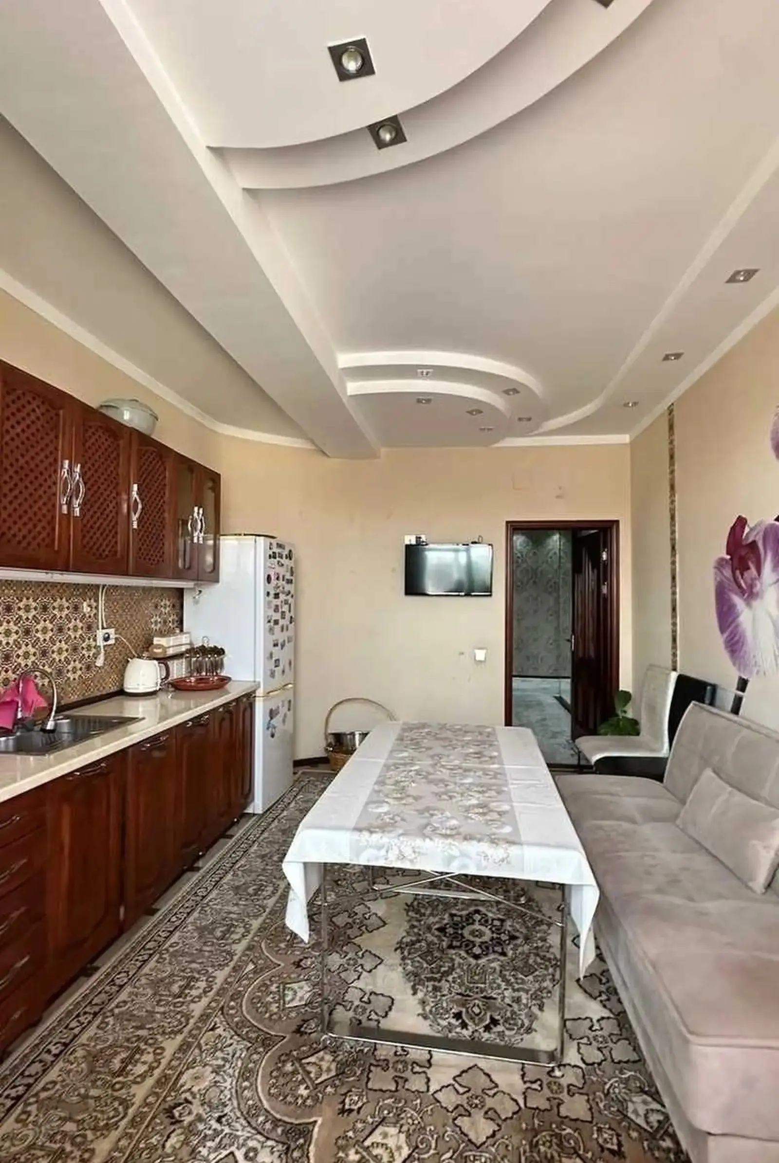 2-комн. квартира, 2 этаж, 102м², Ботанический сад