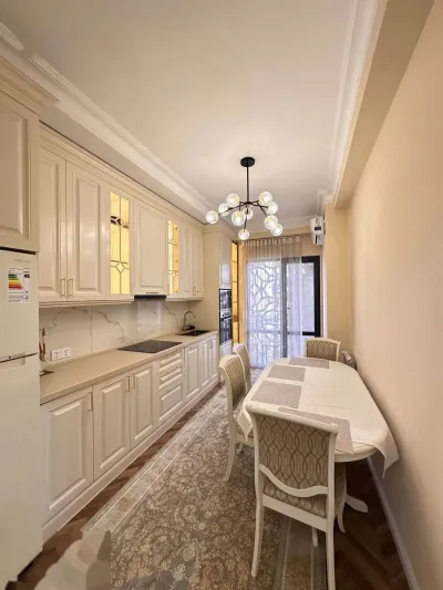 3-комн. квартира, 4 этаж, 102 м², И. Сомони