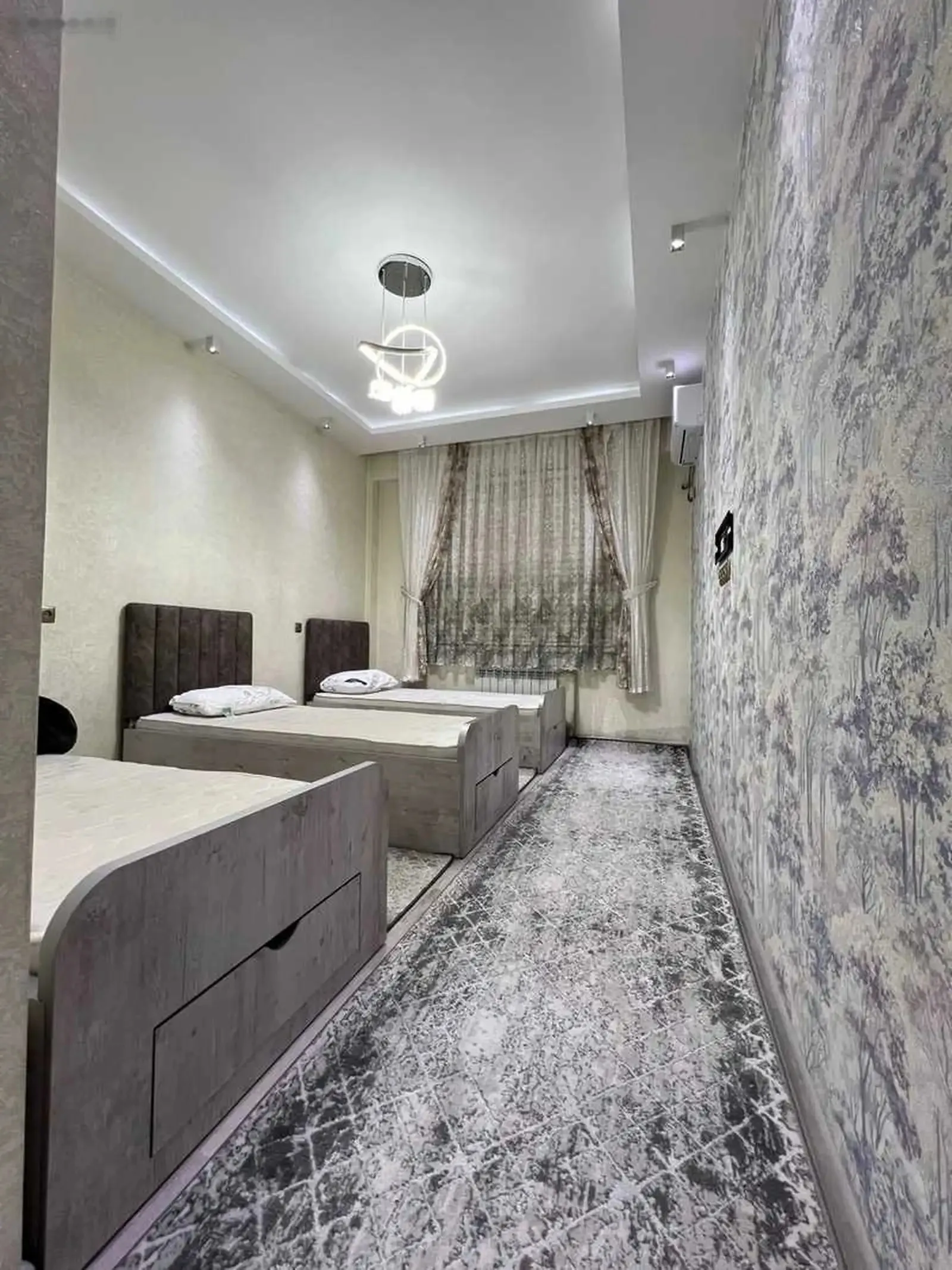 4-комн. квартира, 3 этаж, 140м², доми скичерс