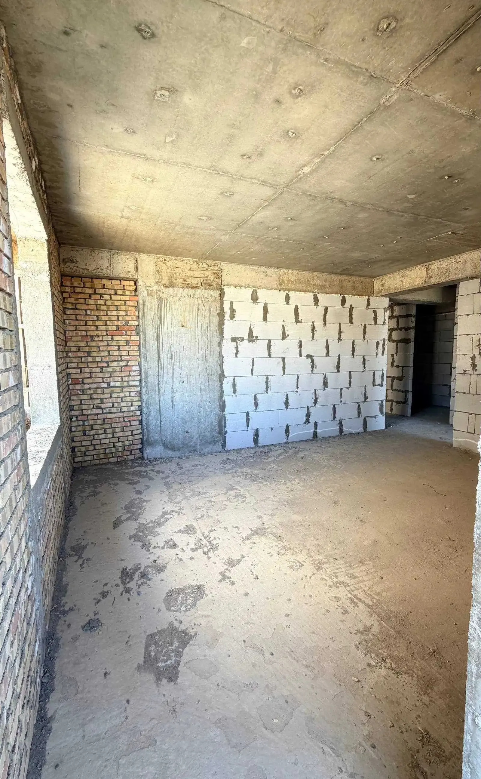 2-комн. квартира, 15 этаж, 93 м², Шохмансур