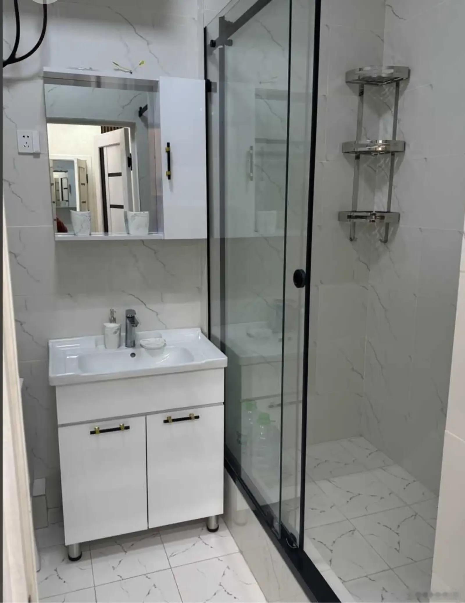 2-комн. квартира, 6 этаж, 55м², овир гранд отель