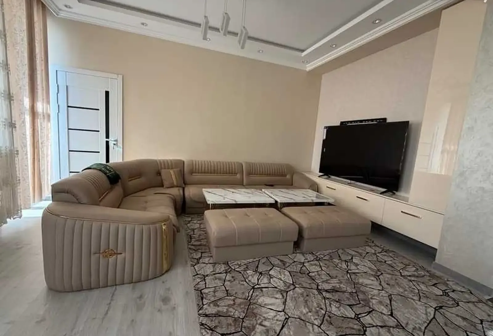 3-комн. квартира, 10 этаж, 126м², Бурак