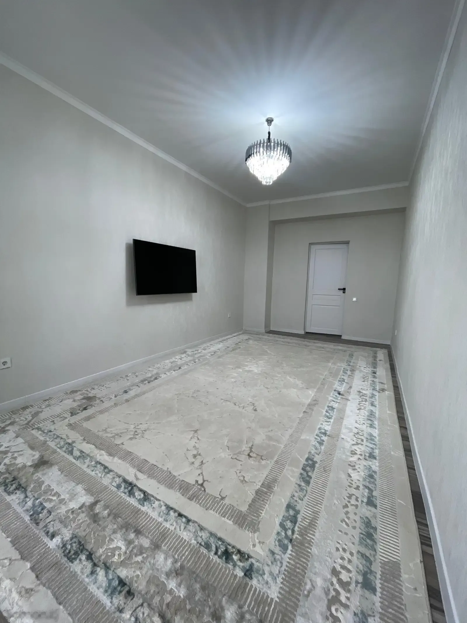 3-комн. квартира, 10 этаж, 119 м², Проспект айни, напротив Гуля Голд (Дом Махмуда)