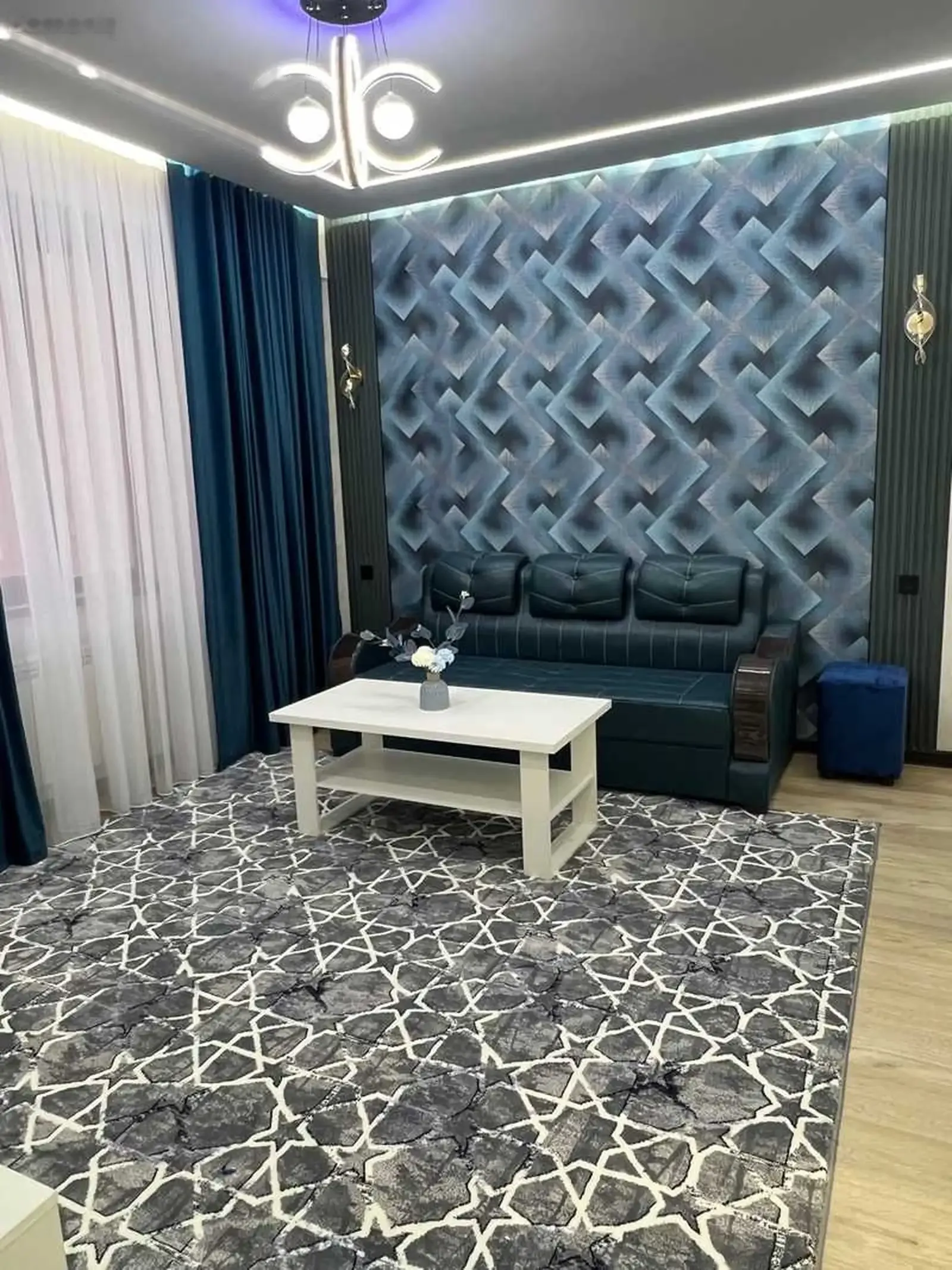 2-комн. квартира, 9 этаж, 50м², Овир, Гранд отель