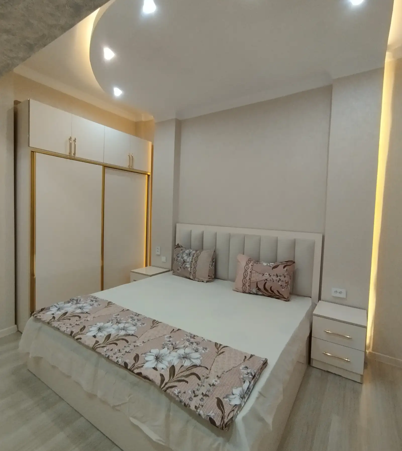 2-комн. квартира, 8 этаж, 68м², Шохмансур