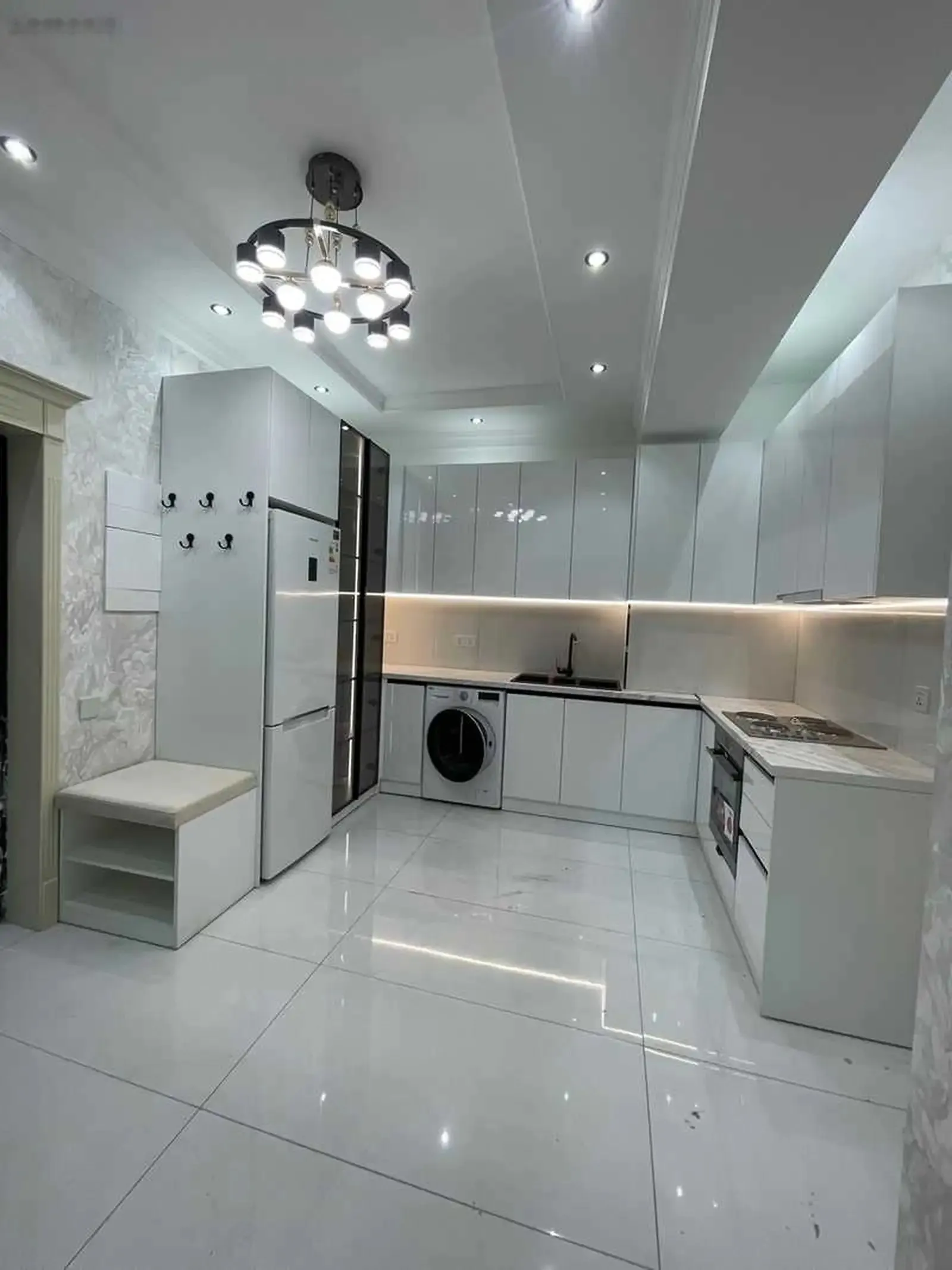 2-комн. квартира, 4 этаж, 65м², Овир