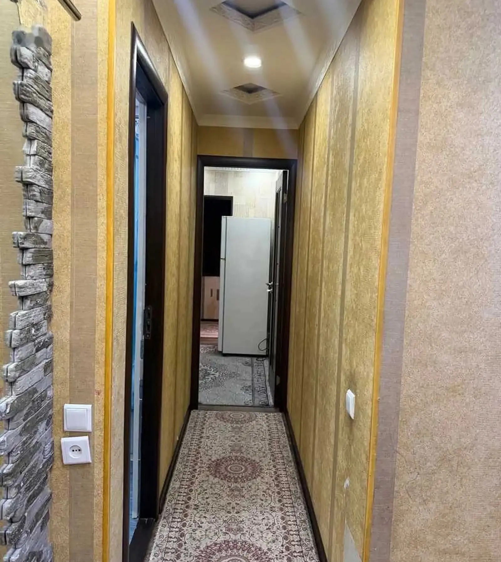 4-комн. квартира, 2 этаж, 95м², Сино