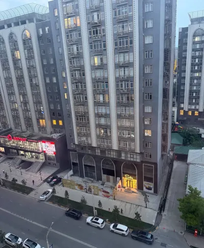 2-комн. квартира, 11 этаж, 93 м², Овир, Чоррохаи Овир