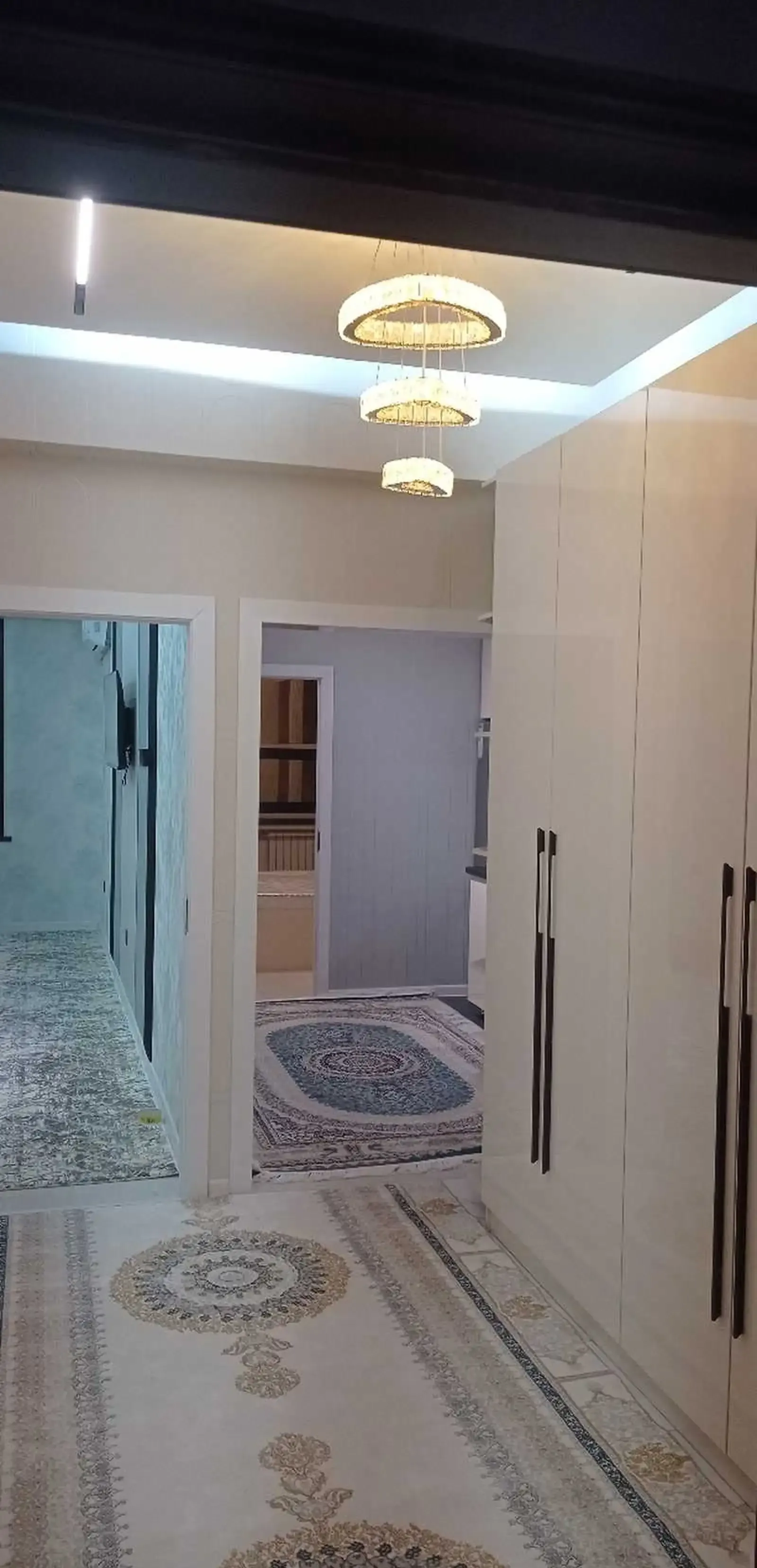 2-комн. квартира, 2 этаж, 65м², Сино