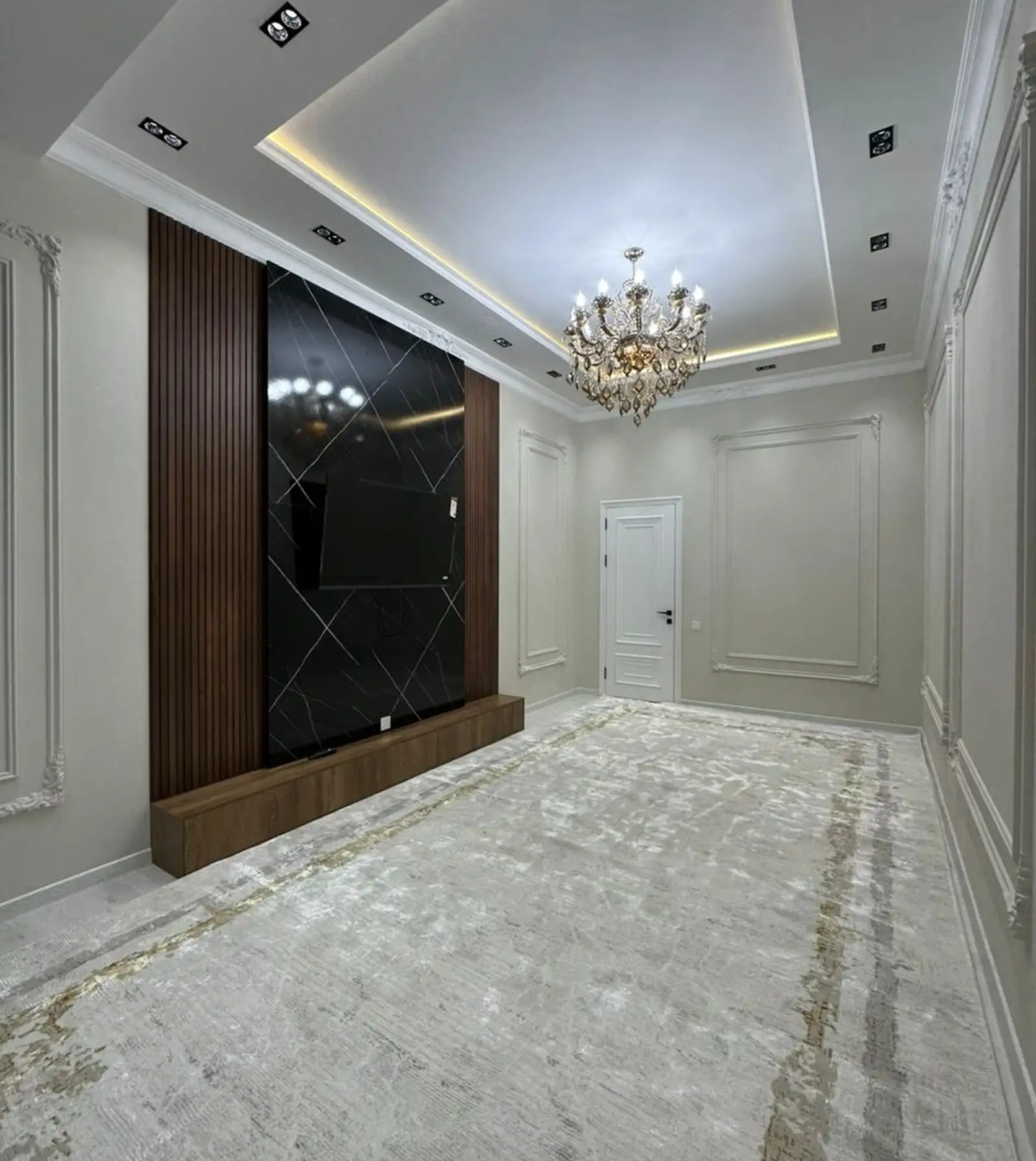 2-комн. квартира, 15 этаж, 75м², Шохмансур Садбарг бари гостиница Точикистон