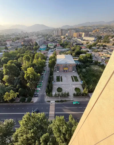 3-комн. квартира, 15 этаж, 105 м², Исмоили Сомони, Спартак, Лухтак