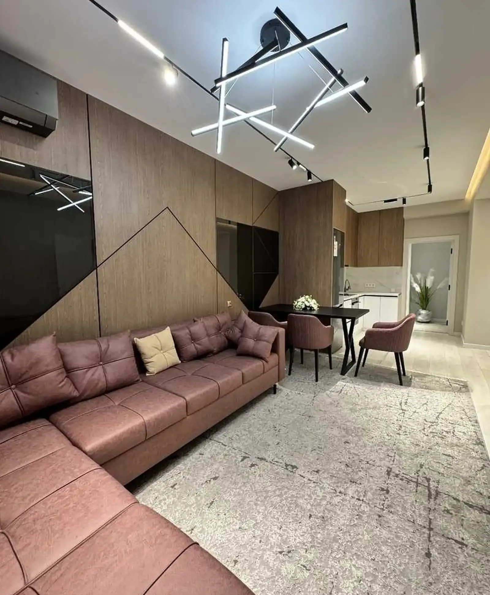 2-комн. квартира, 10 этаж, 65м², Танка