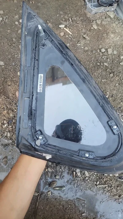 Стекло на Hyundai Avante HD