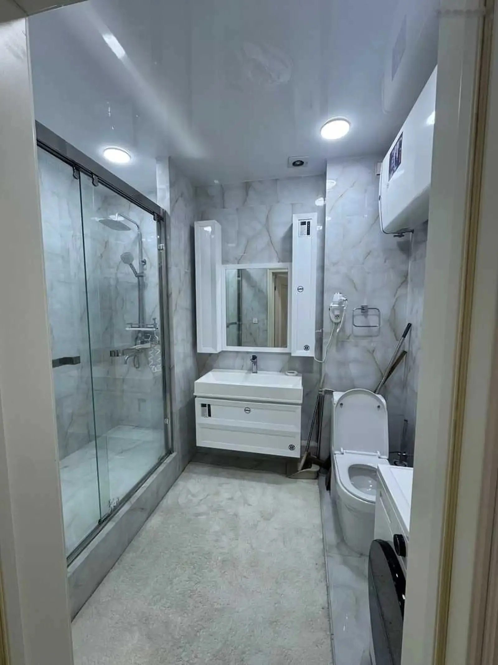 3-комн. квартира, 13 этаж, 163м², Овир