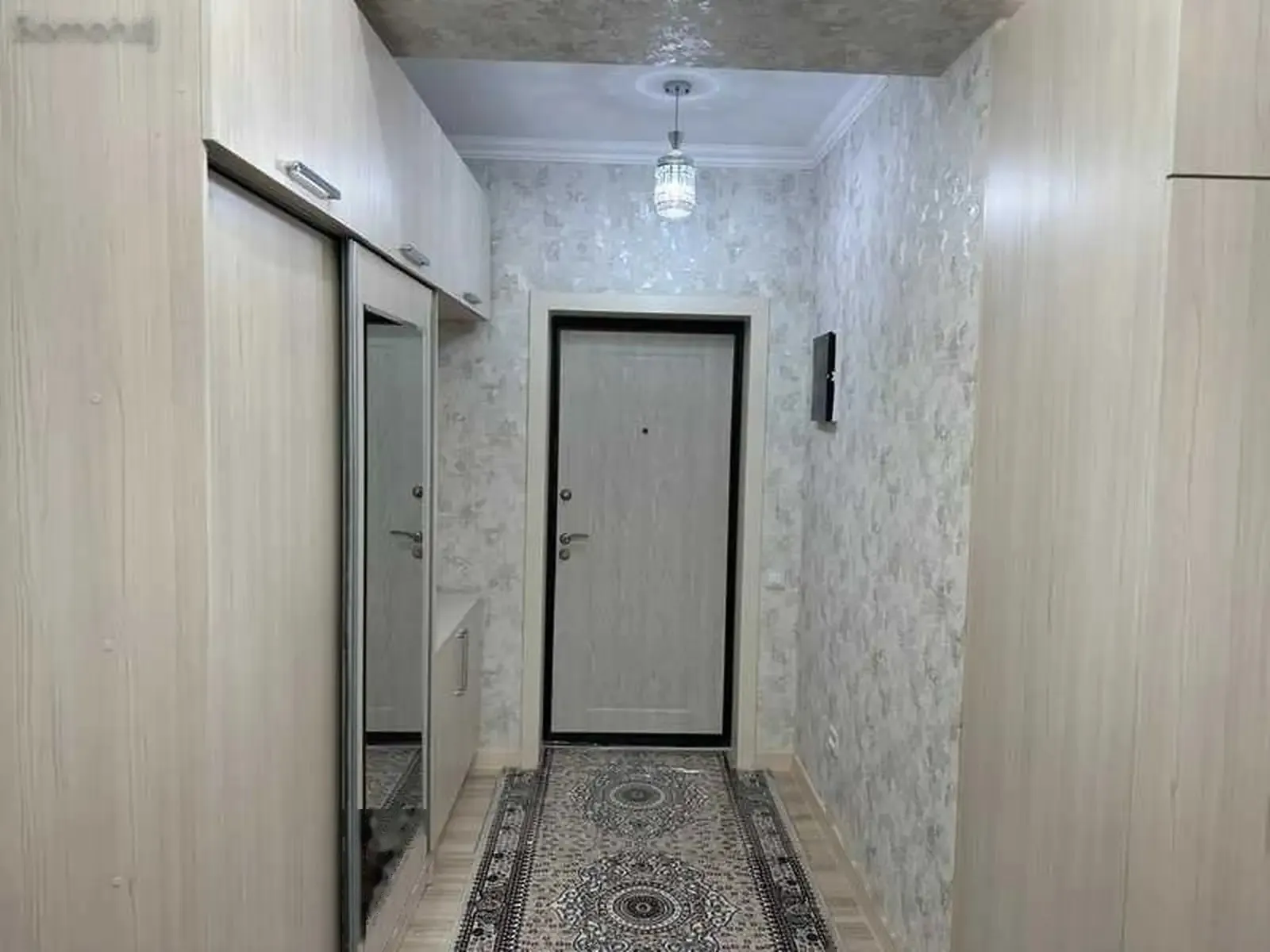 2-комн. квартира, 5 этаж, 85м², Фирдавси