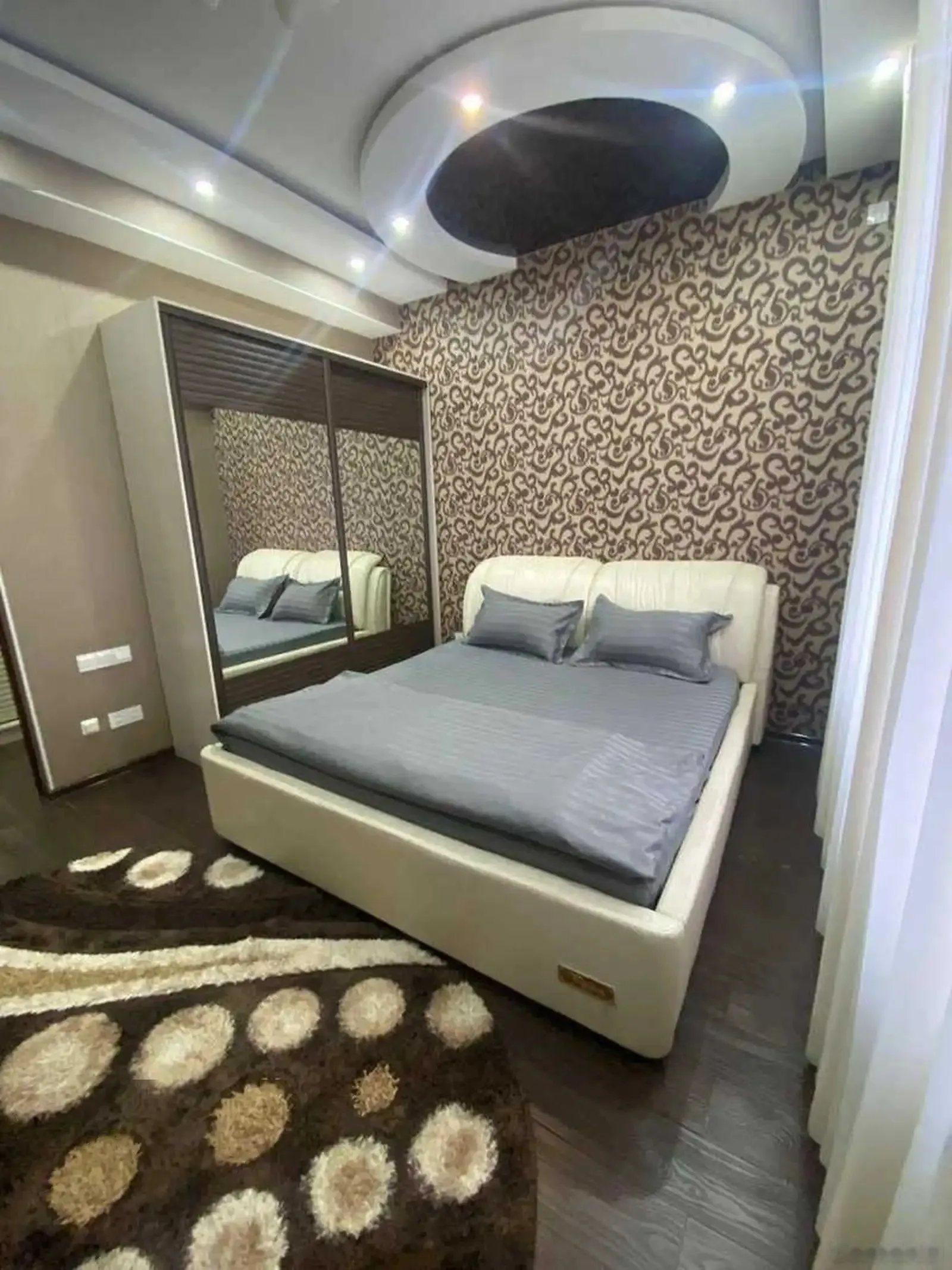 2-комн. квартира, 6 этаж, 90м², дом печать