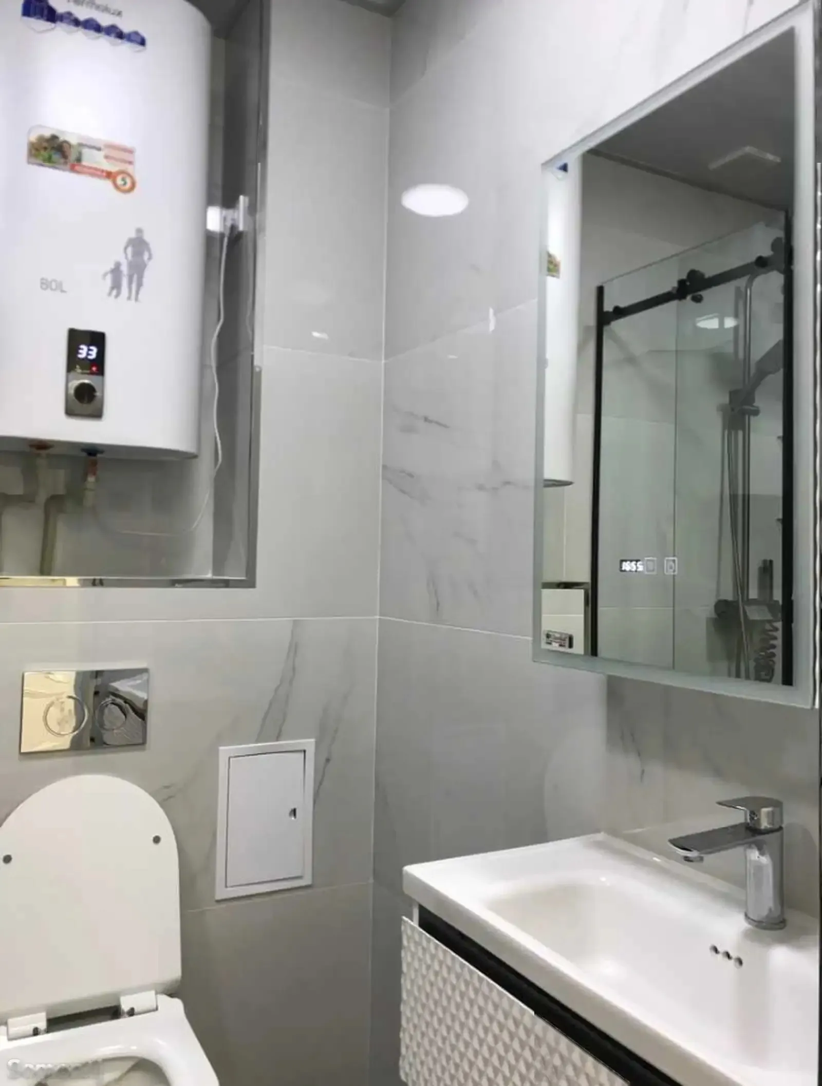2-комн. квартира, 15 этаж, 80м², Шохмансур