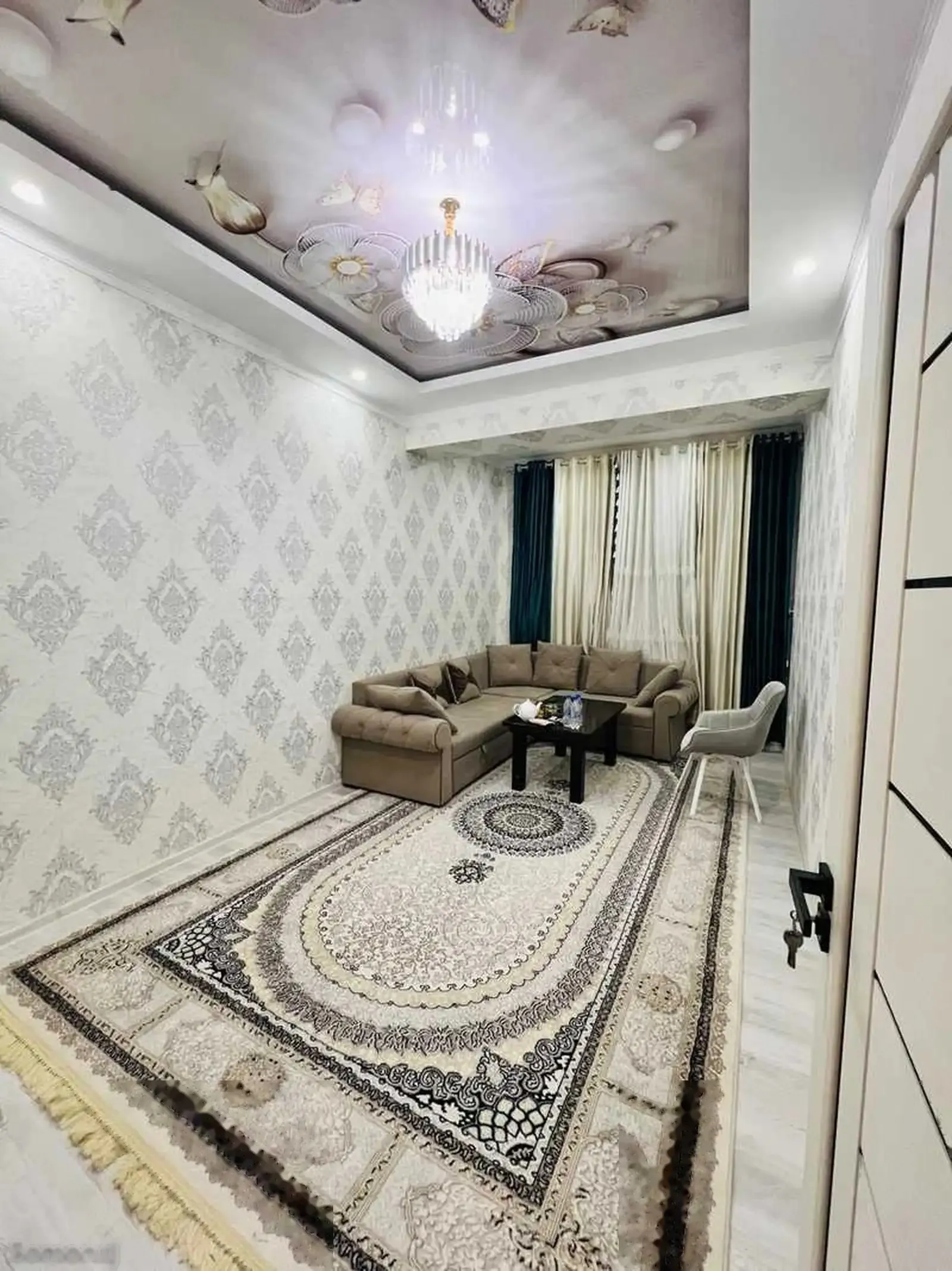 2-комн. квартира, 11 этаж, 50м², Айни