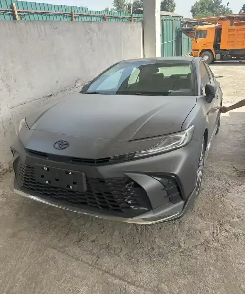 Toyota Camry,
