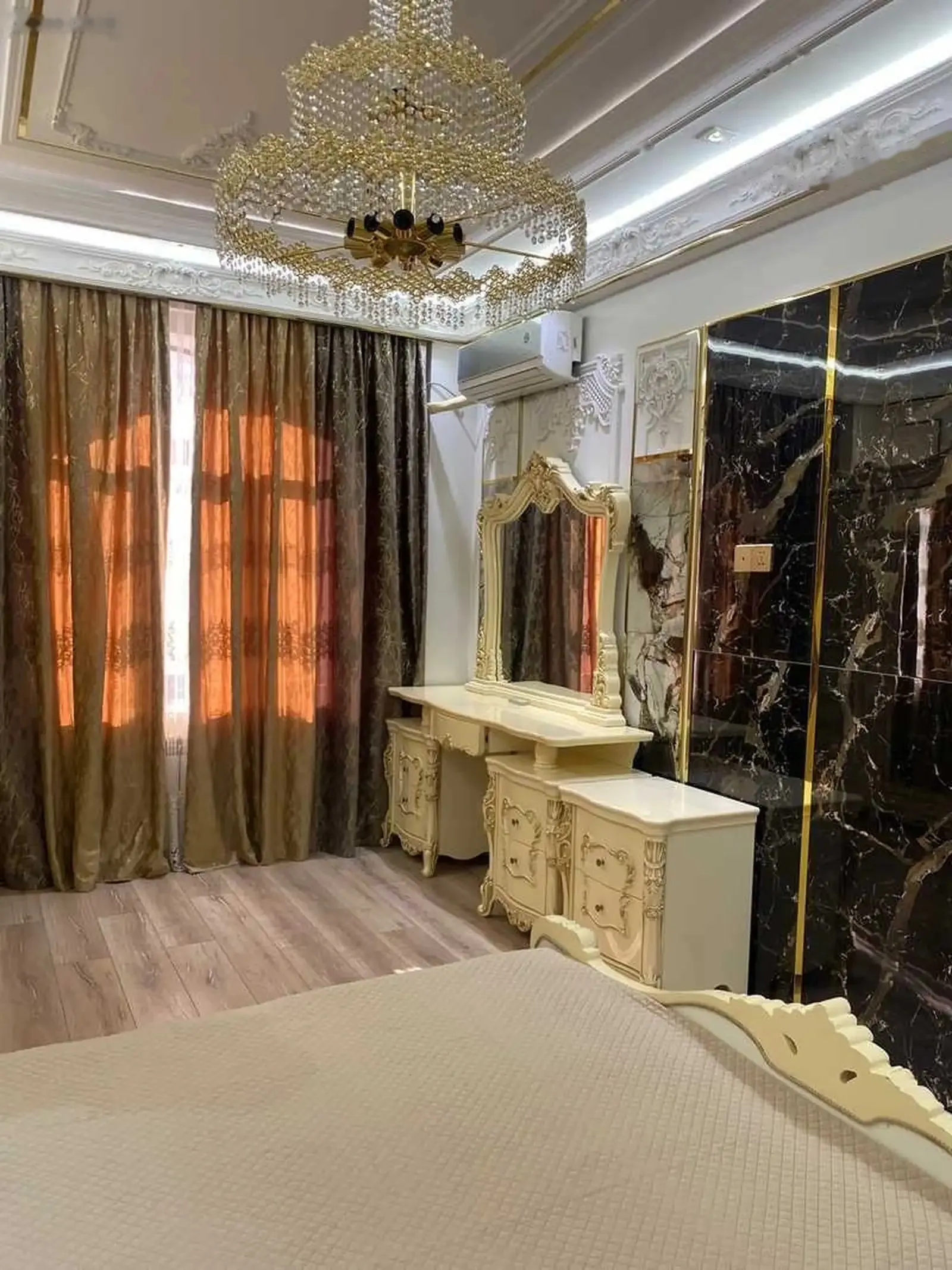 3-комн. квартира, 3 этаж, 100м², сафо