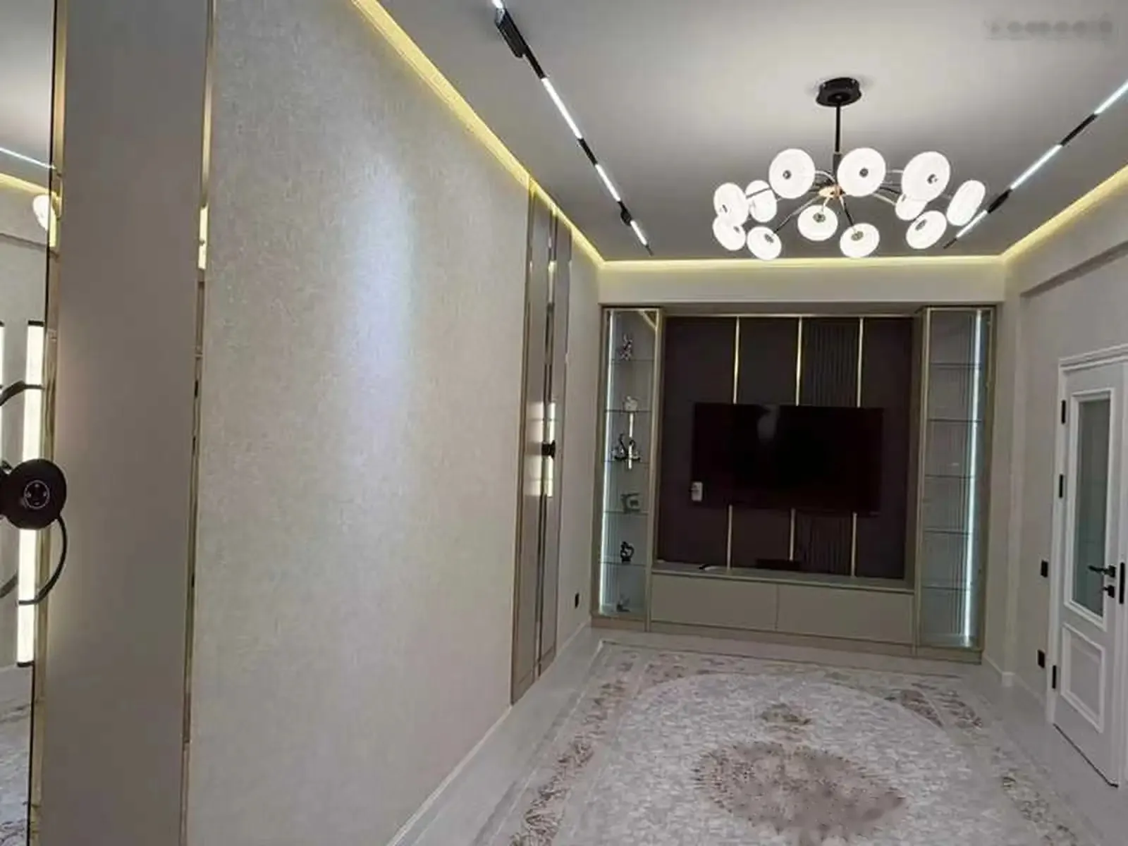 2-комн. квартира, 10 этаж, 75м², чоррахаи воданасос